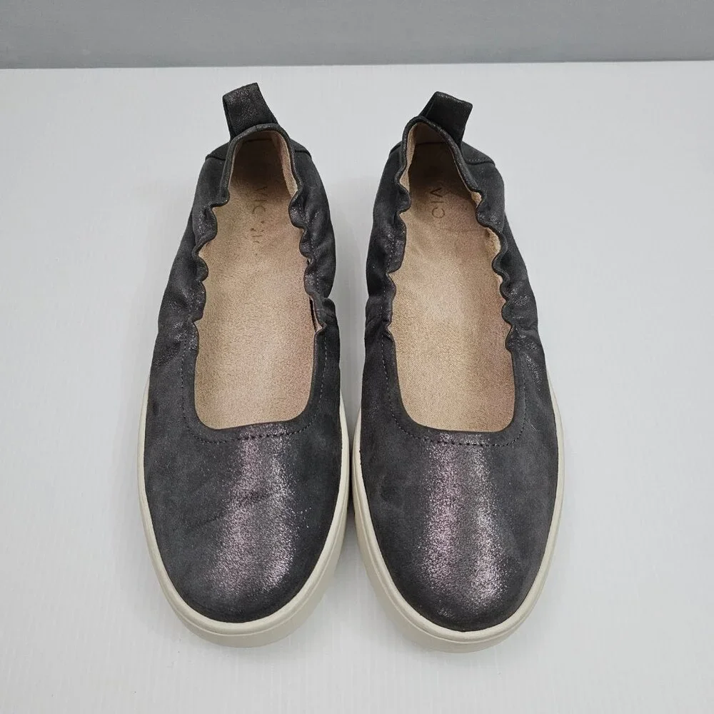 Vionic Uptown Ballet Flat Sneaker Womens 8.5 Metallic Silver Leather Slip On